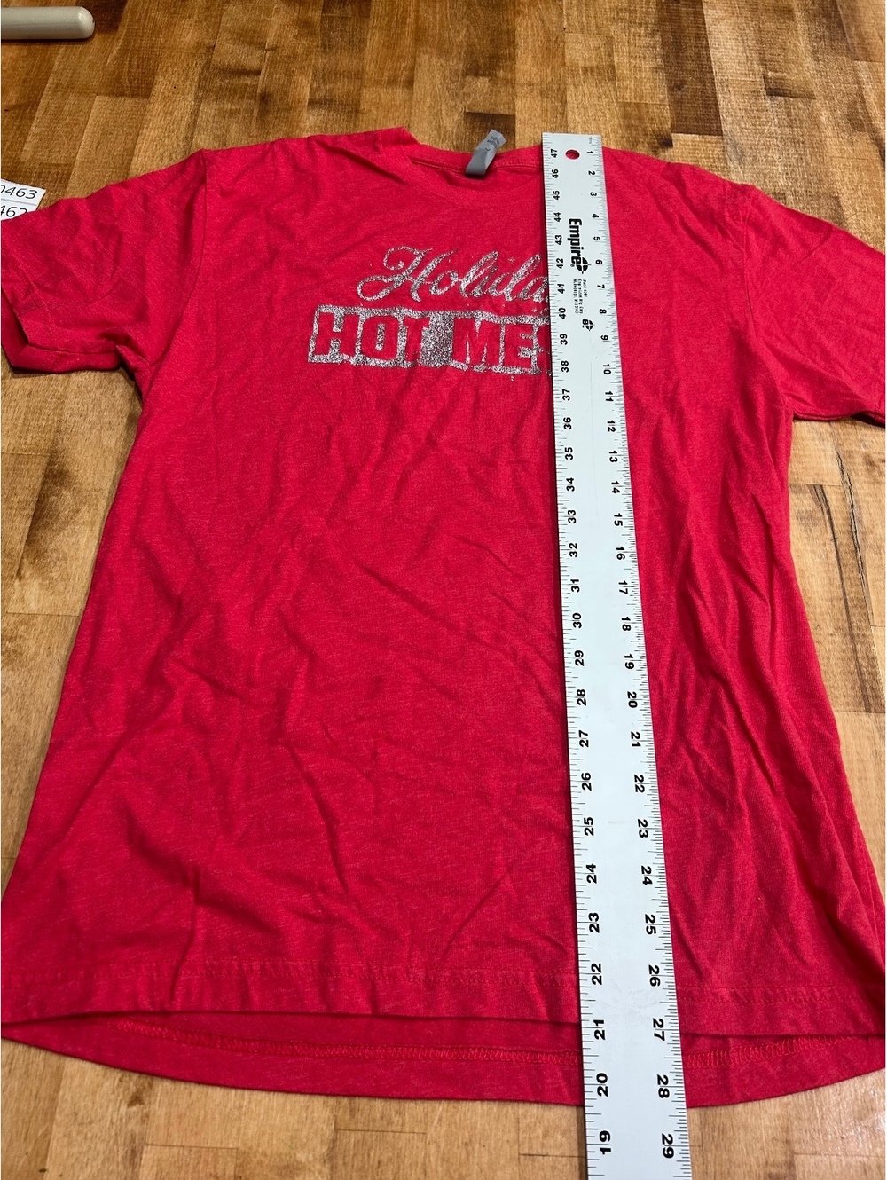 Women’s Medium Red Holiday Hot Mess T-Shirt - Picture 4 of 8